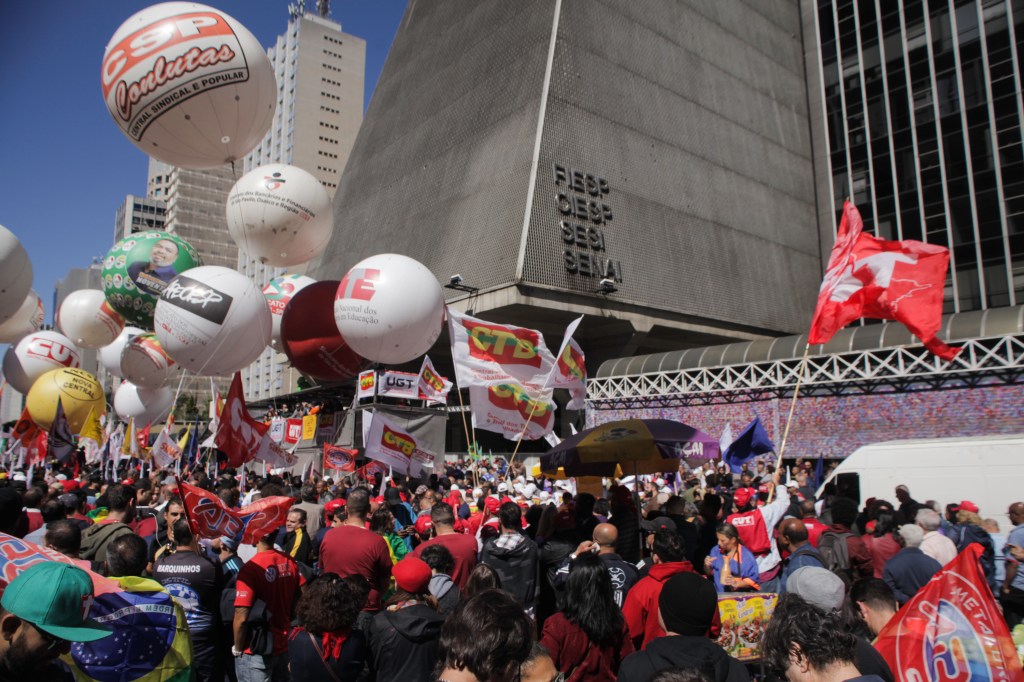 Balanço do “Dia do Basta”: mais um fraco e burocrático “dia de luta”