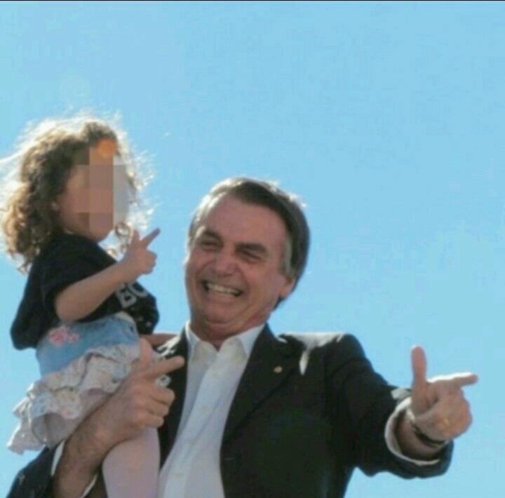 É preciso derrotar Bolsonaro e seus bandos militaristas e fascistas nas urnas e nas ruas!