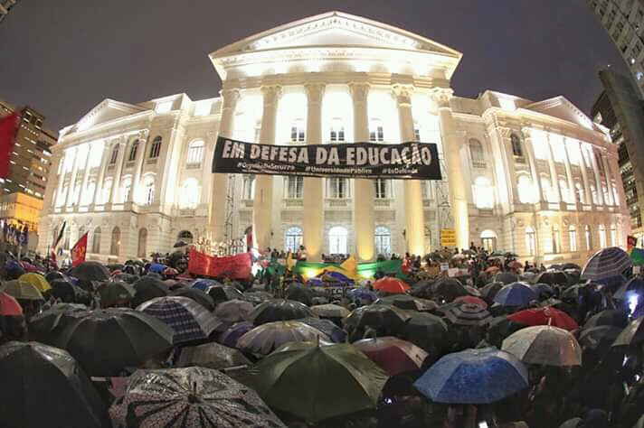 CONSTRUIR A GREVE UNIFICADA DO FUNCIONALISMO DO PARANÁ PELA BASE PARA DERROTAR O RATO E O&nbsp;BOLSONARO!!!