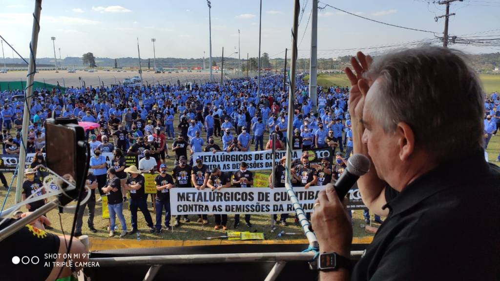 A GREVE DA RENAULT MOSTROU O CAMINHO DA LUTA CONTRA AS DEMISSÕES…